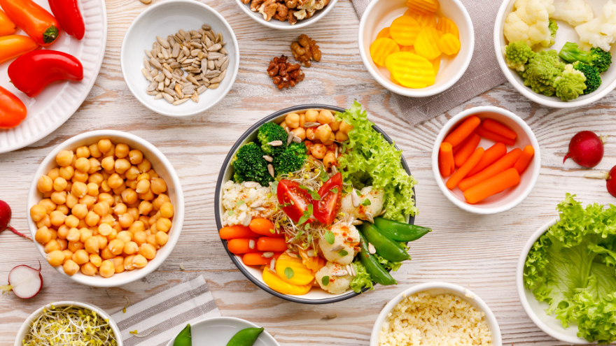 A magas vagy alacsony vércukorszint egyensúlyban  tartása étkezéssel